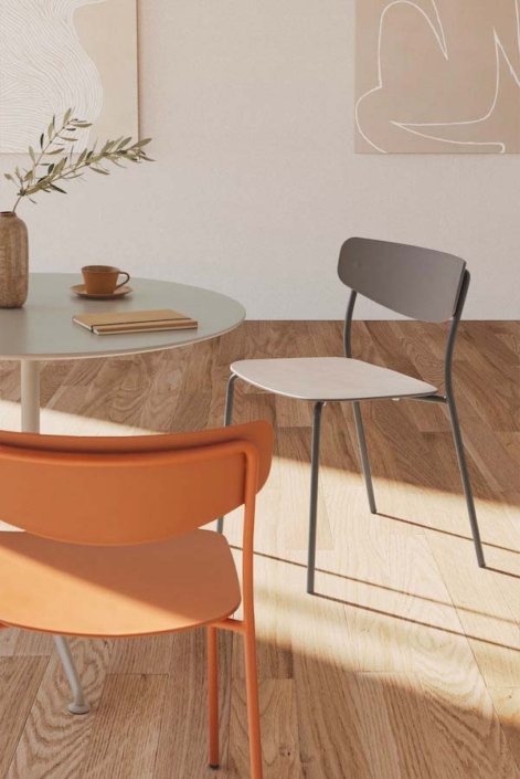 ubia-mobilier-chaises-de-collectivite